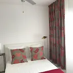 Campagne Luxueuse De Sitges